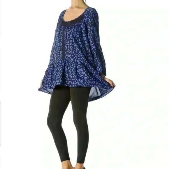 Anthropologie Tops - HD in Paris | Anthropologie navy and cobalt blue leopard print Ressica blouse
